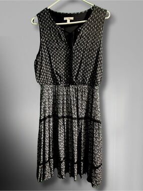 LC Lauren Conrad Black Printed Sleeveless Tiered Dress